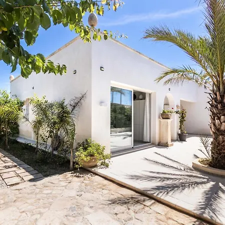 Villa Panarea 22 Calabernardo